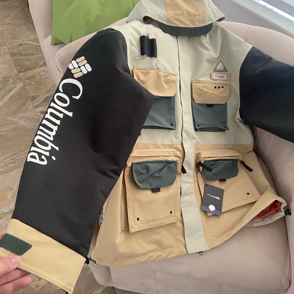 Kith Columbia Madison Jacket size L - Picture 1 of 8